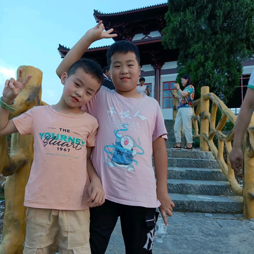 在苦在痛也别忘了快乐