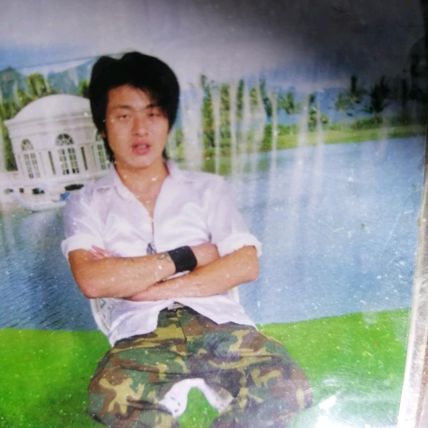 硬是不想说