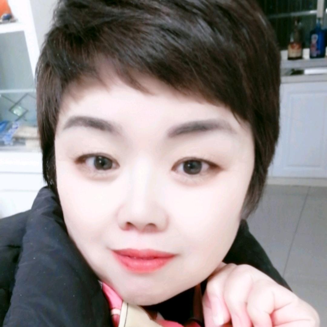 雪中紅梅