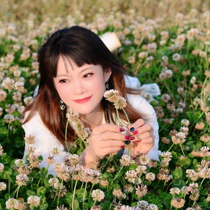 艾小米（花痴菜奴）
