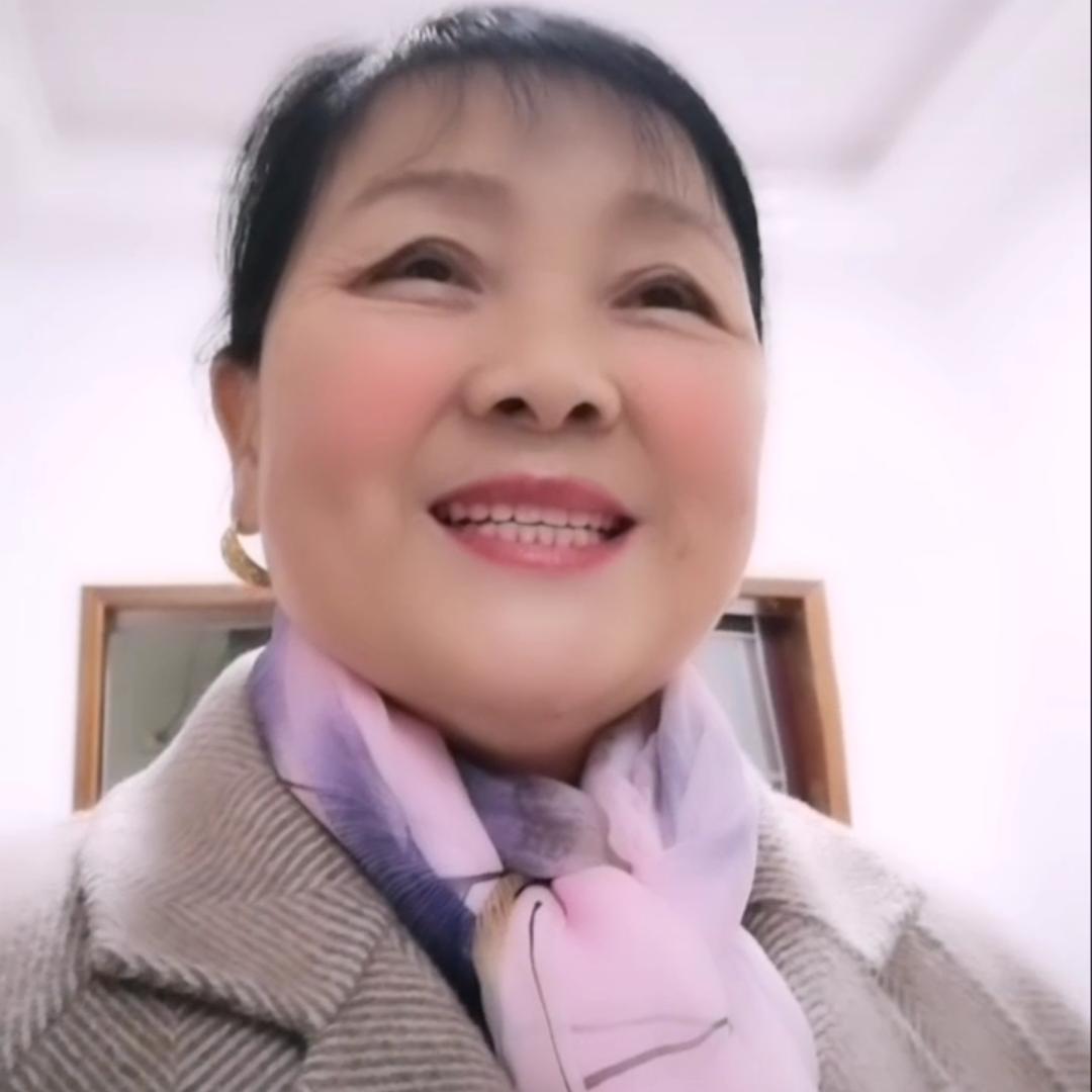 乐优优奶奶