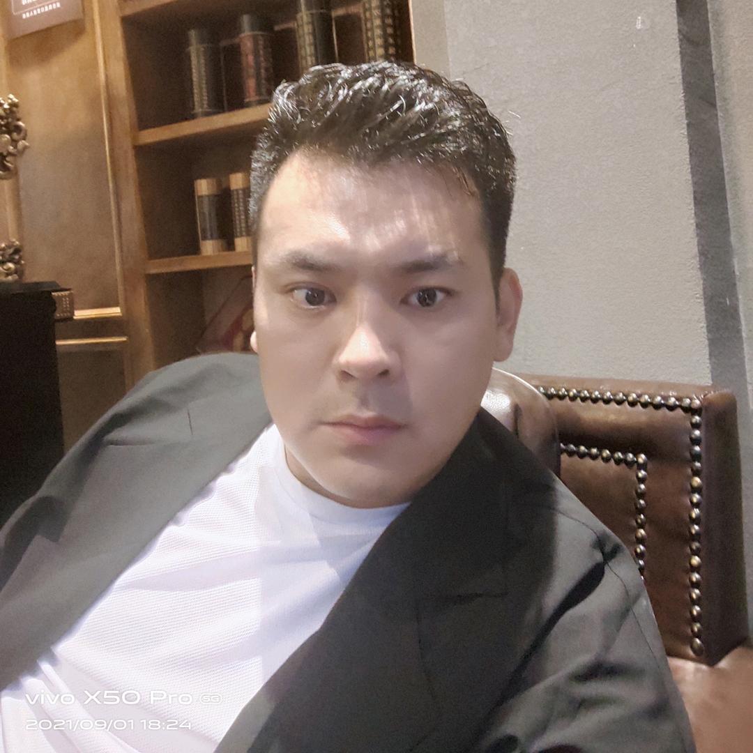 跑客车的二旺