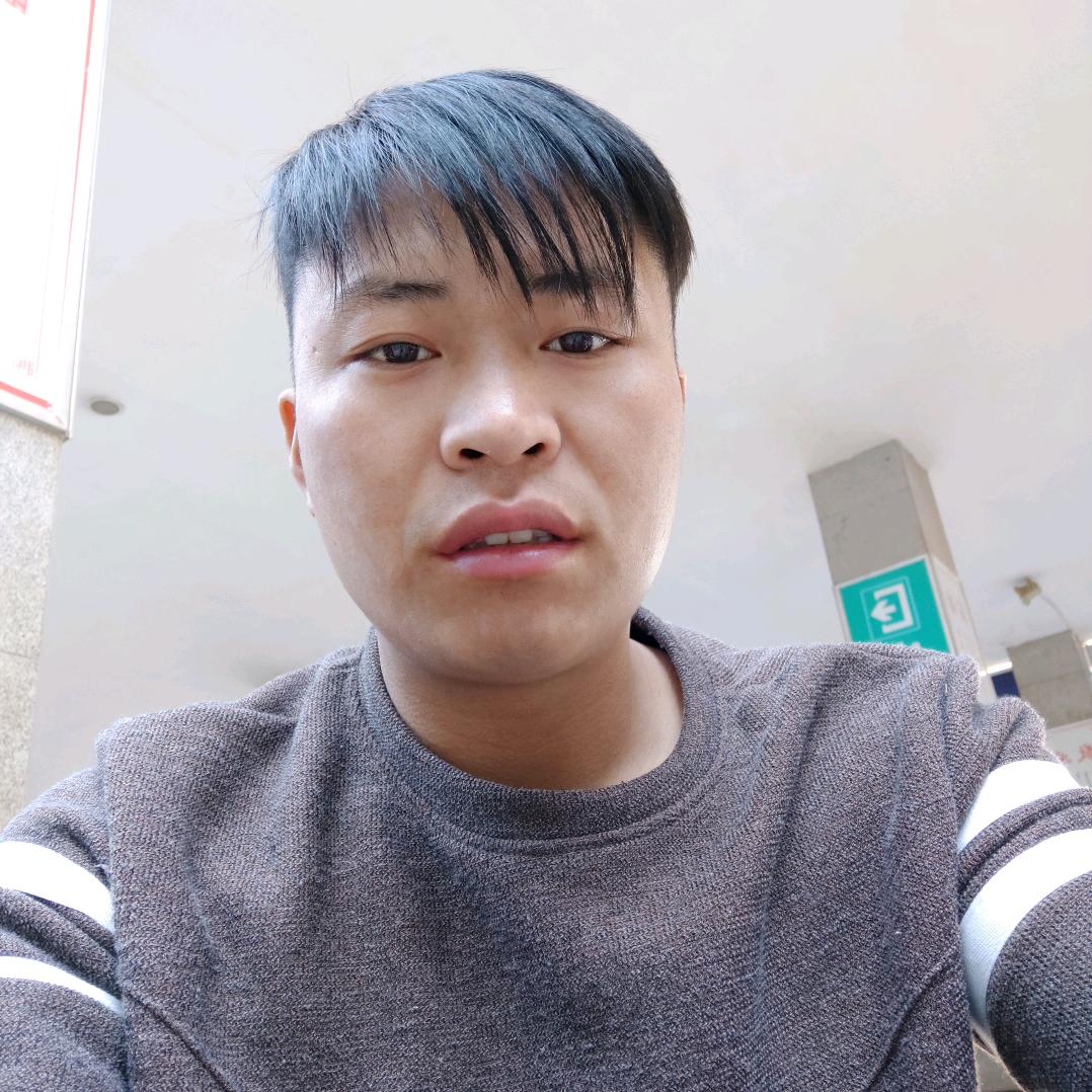 贵州人何