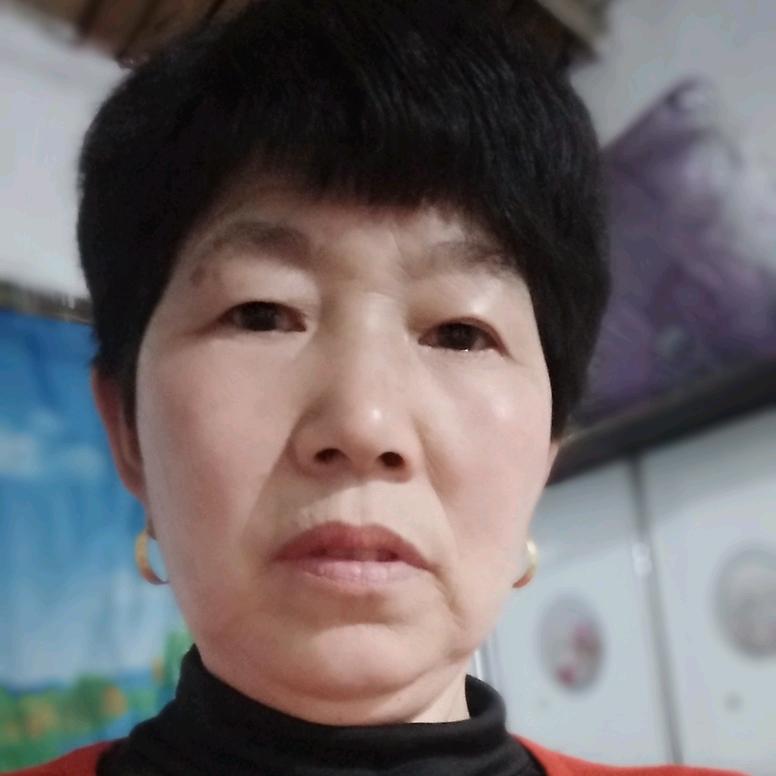 幸福一家人。