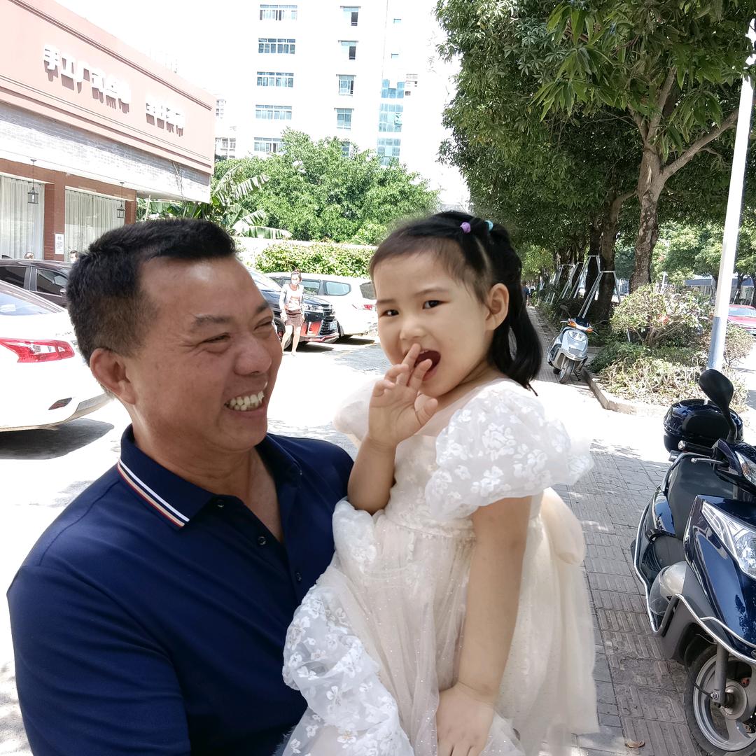 国民小舅舅