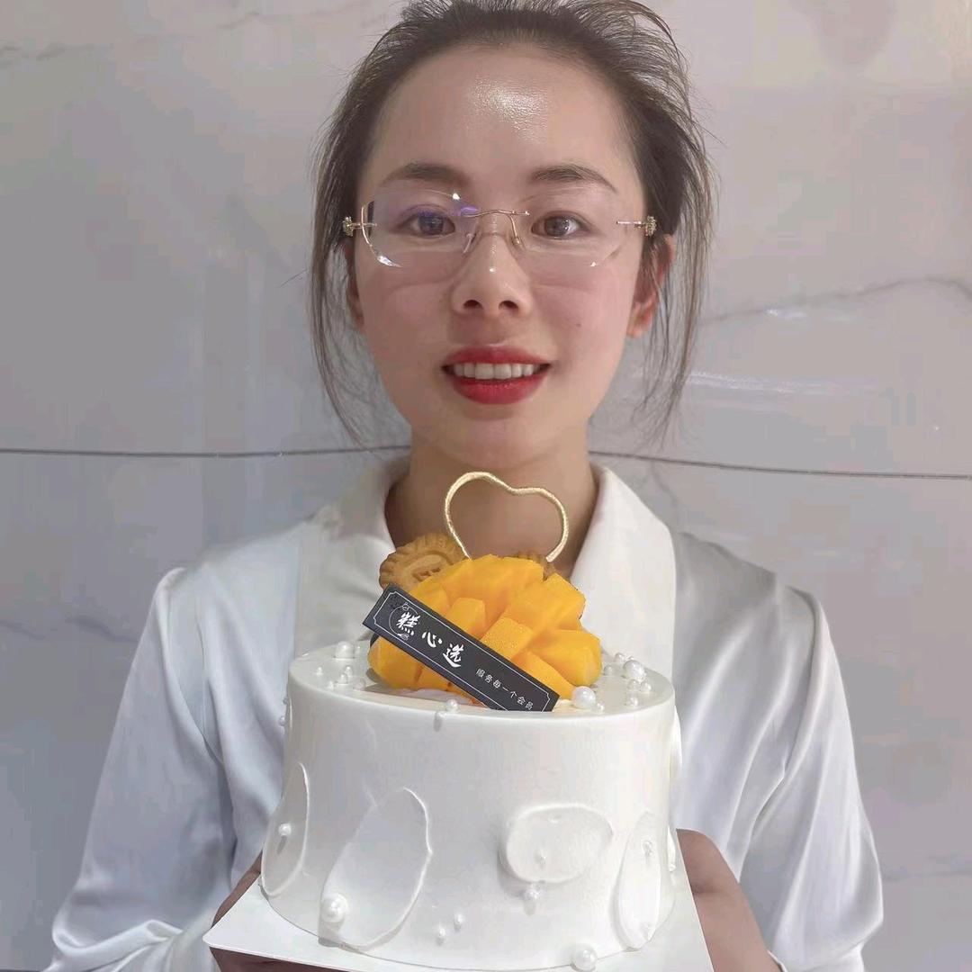 红姐姐卖蛋糕