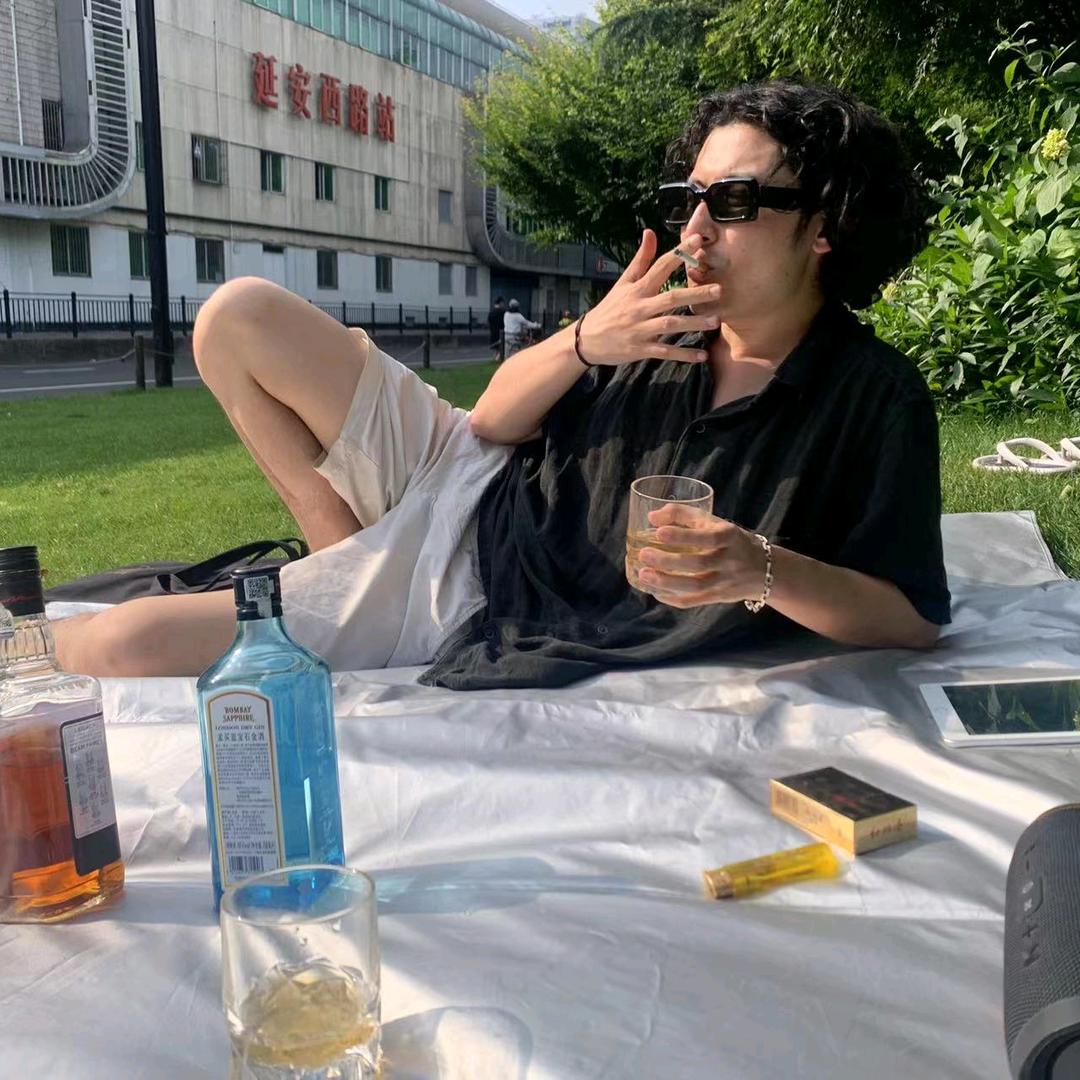 魔都孤食浪人(本地团购优惠走播好物推荐)