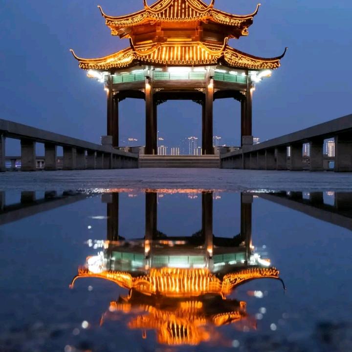 爱若离去后会无期