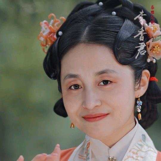 不攀不比，坚强女人