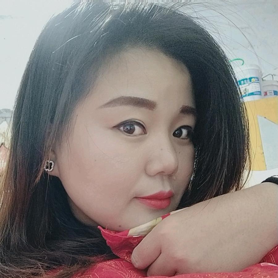 请叫我胖妹妹。