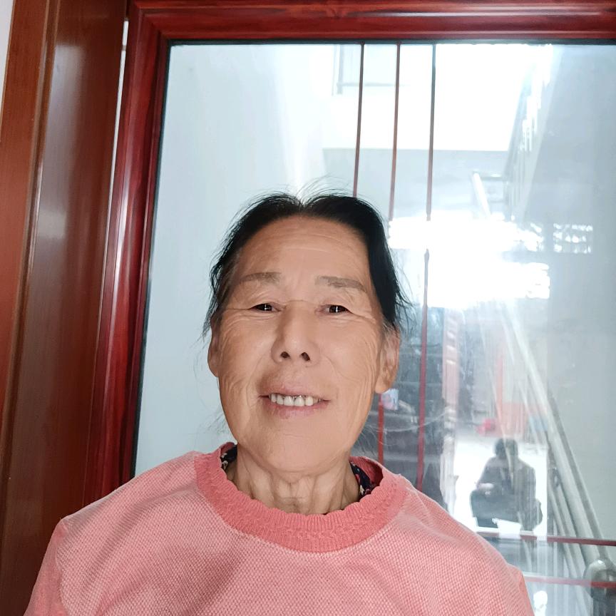 开心果。我是四零后