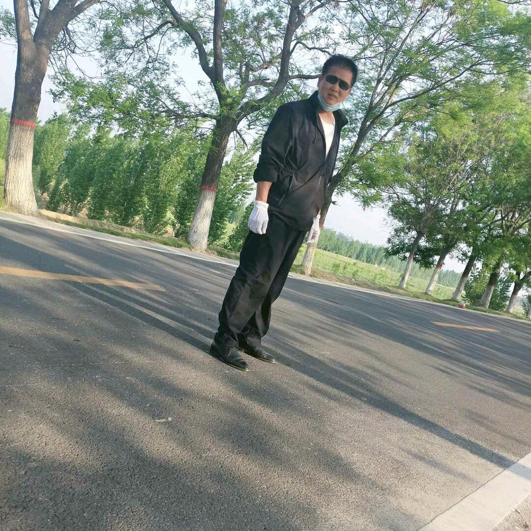 君哥