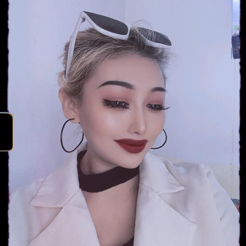 小 布————————🔒？