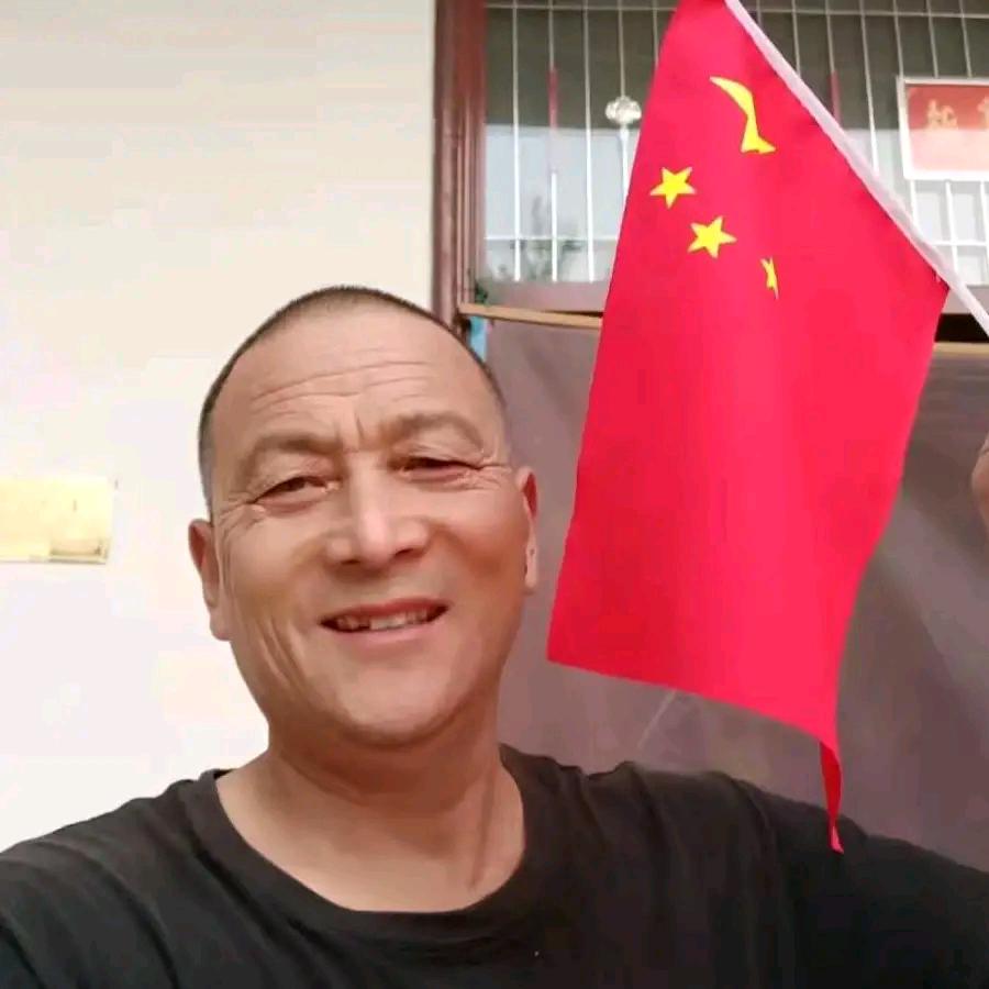 老岳专业喷浆拍浆挂网