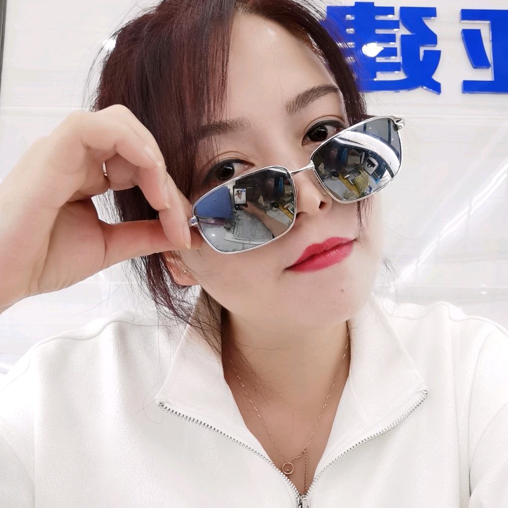 萨米特瓷砖大方店