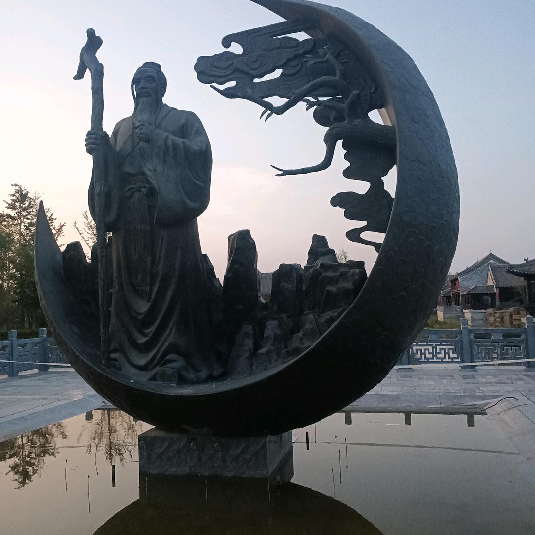 以诚为本，朱