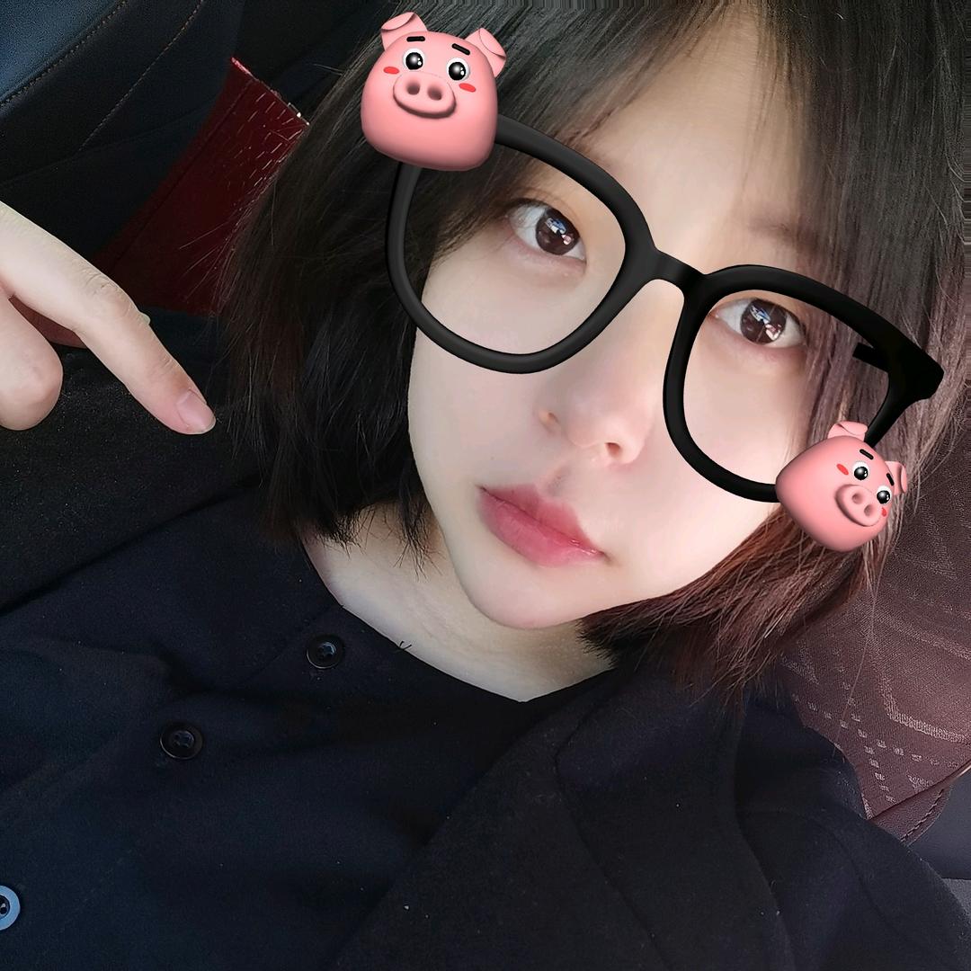 A💋王小小小静i💋