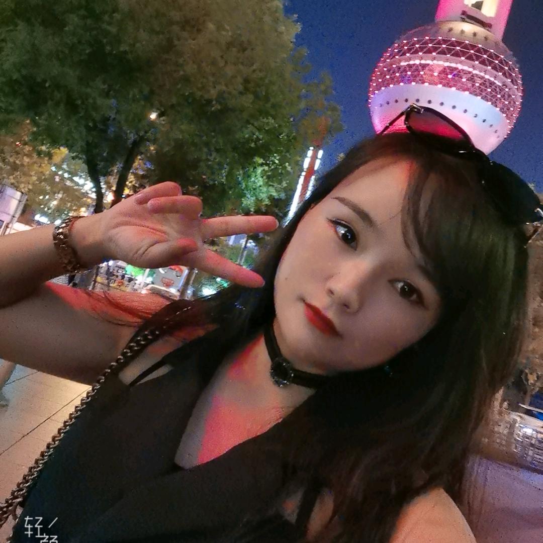 倚风挽笑💋
