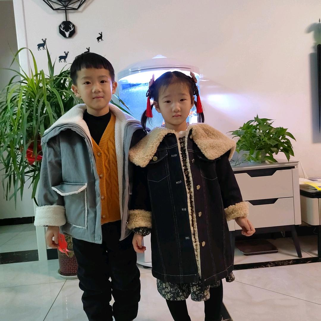 王佳