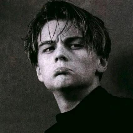 不会轻功小芒果