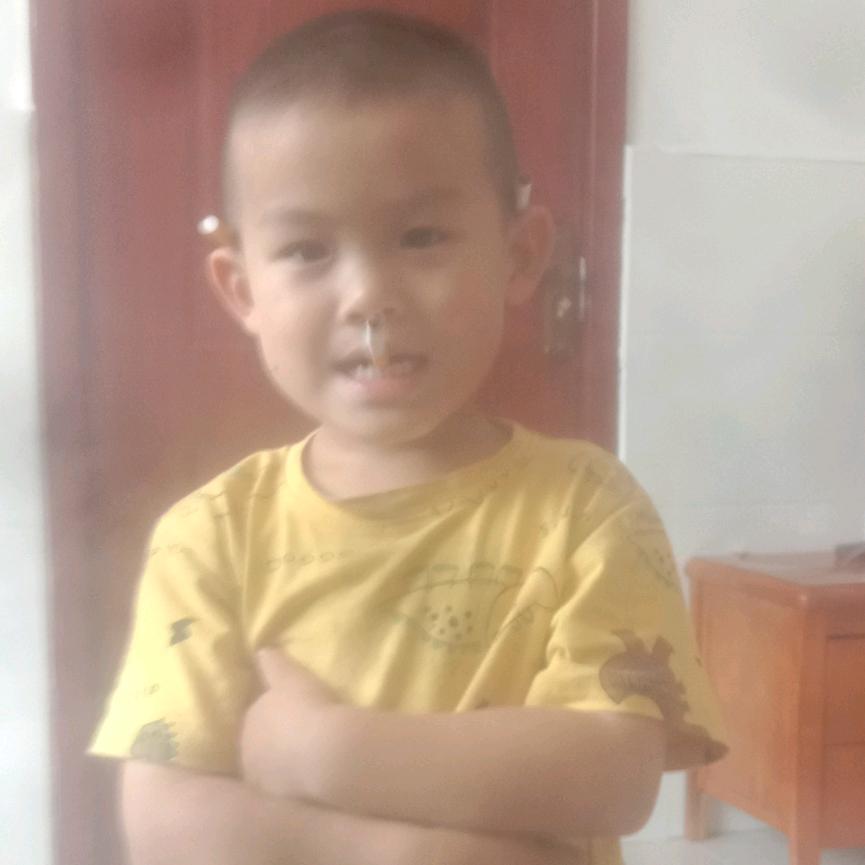 小巴睿