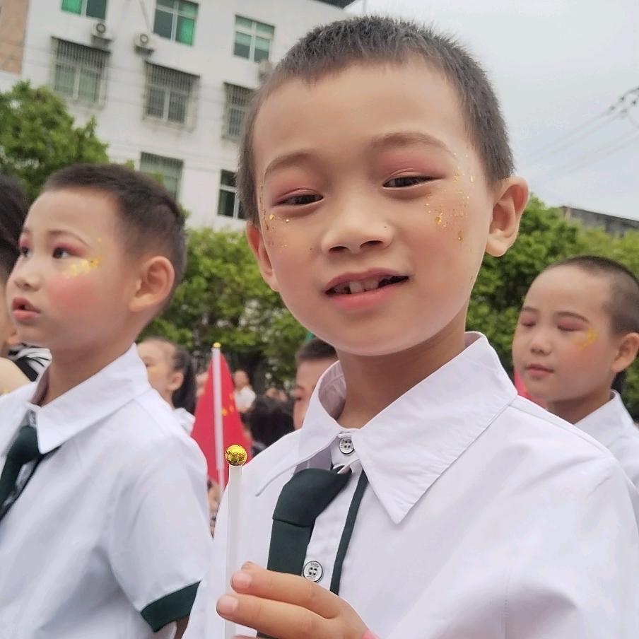 生活不易，且行且珍惜