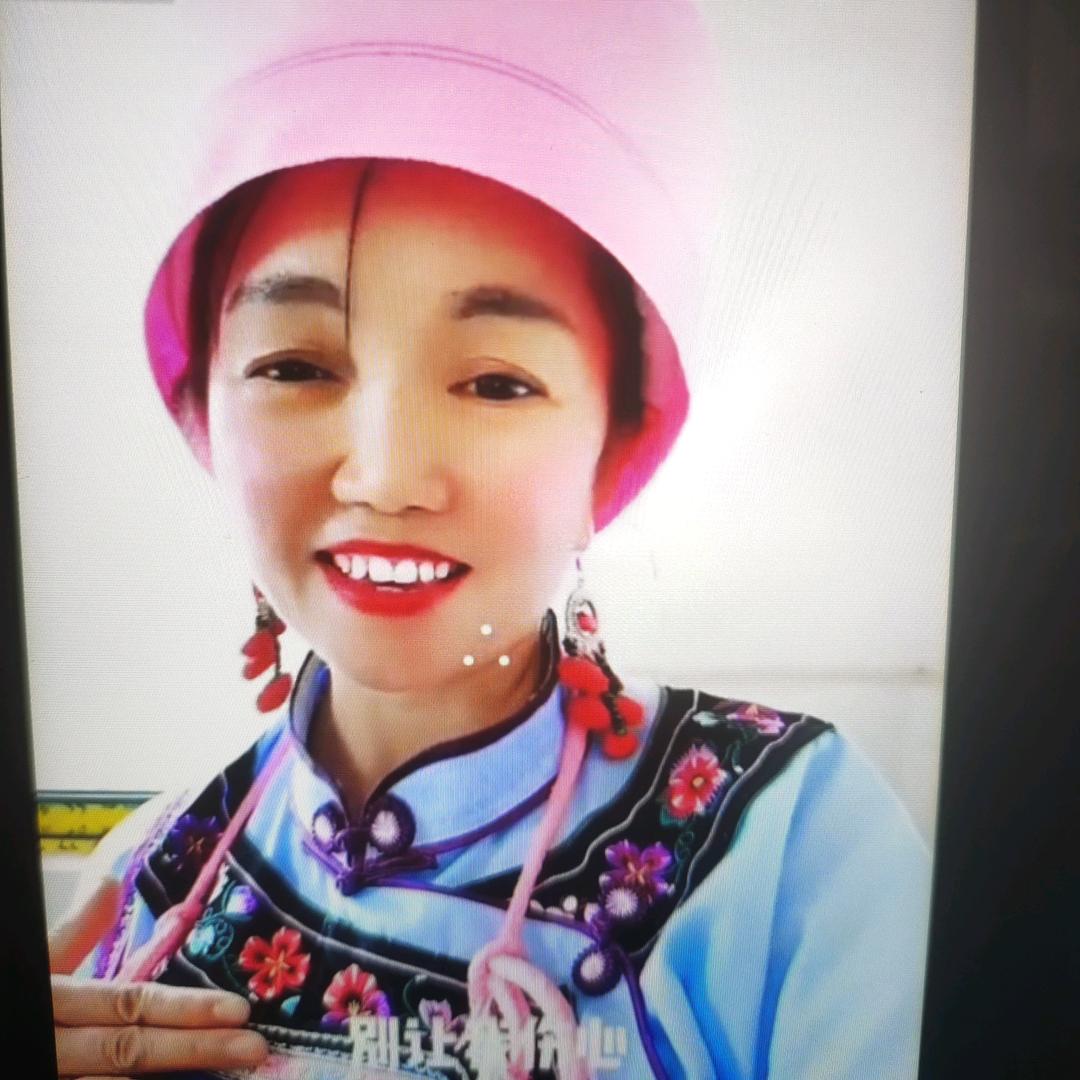 金莲姐不定时开播。