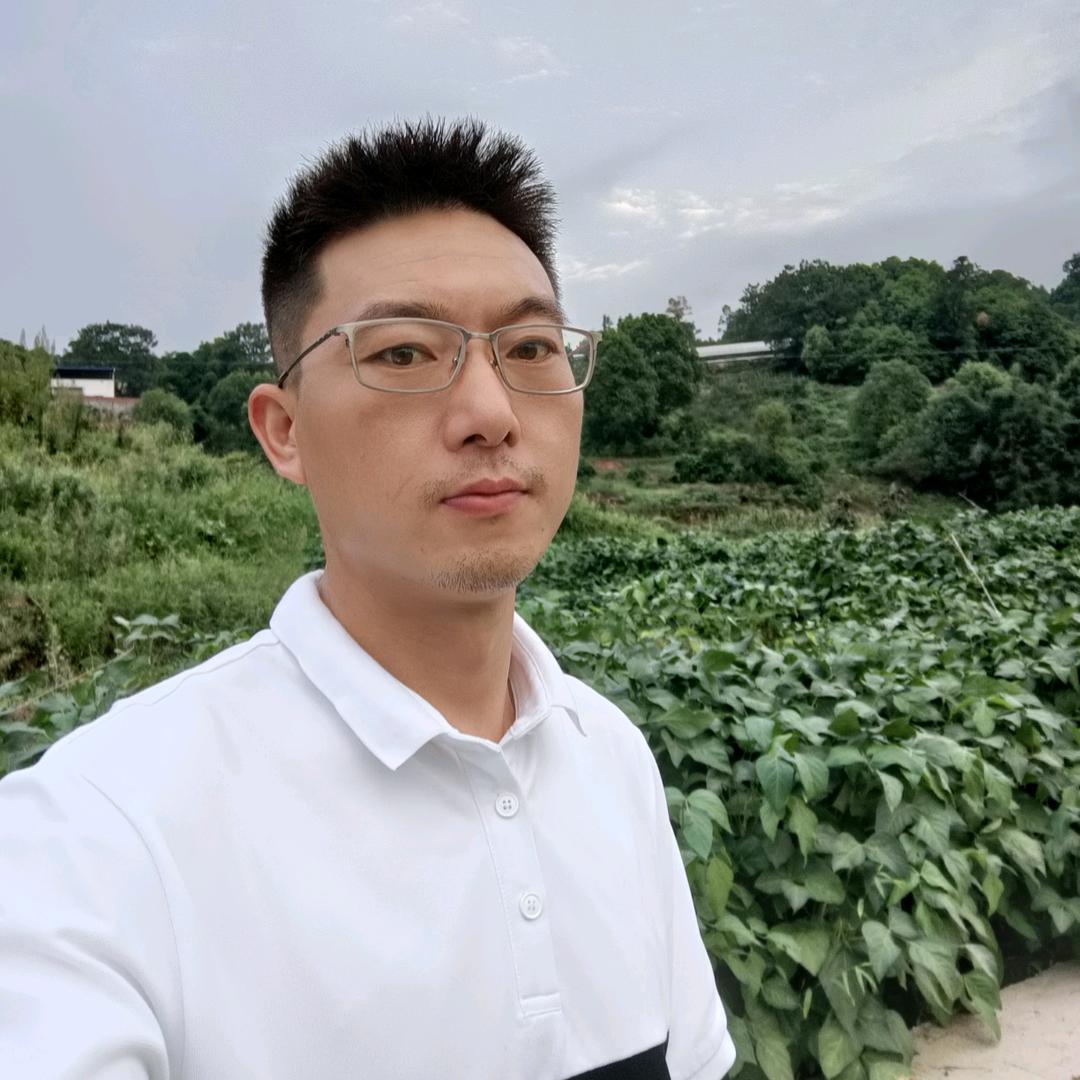 仙龙东金电器实木家具商场刘眼镜