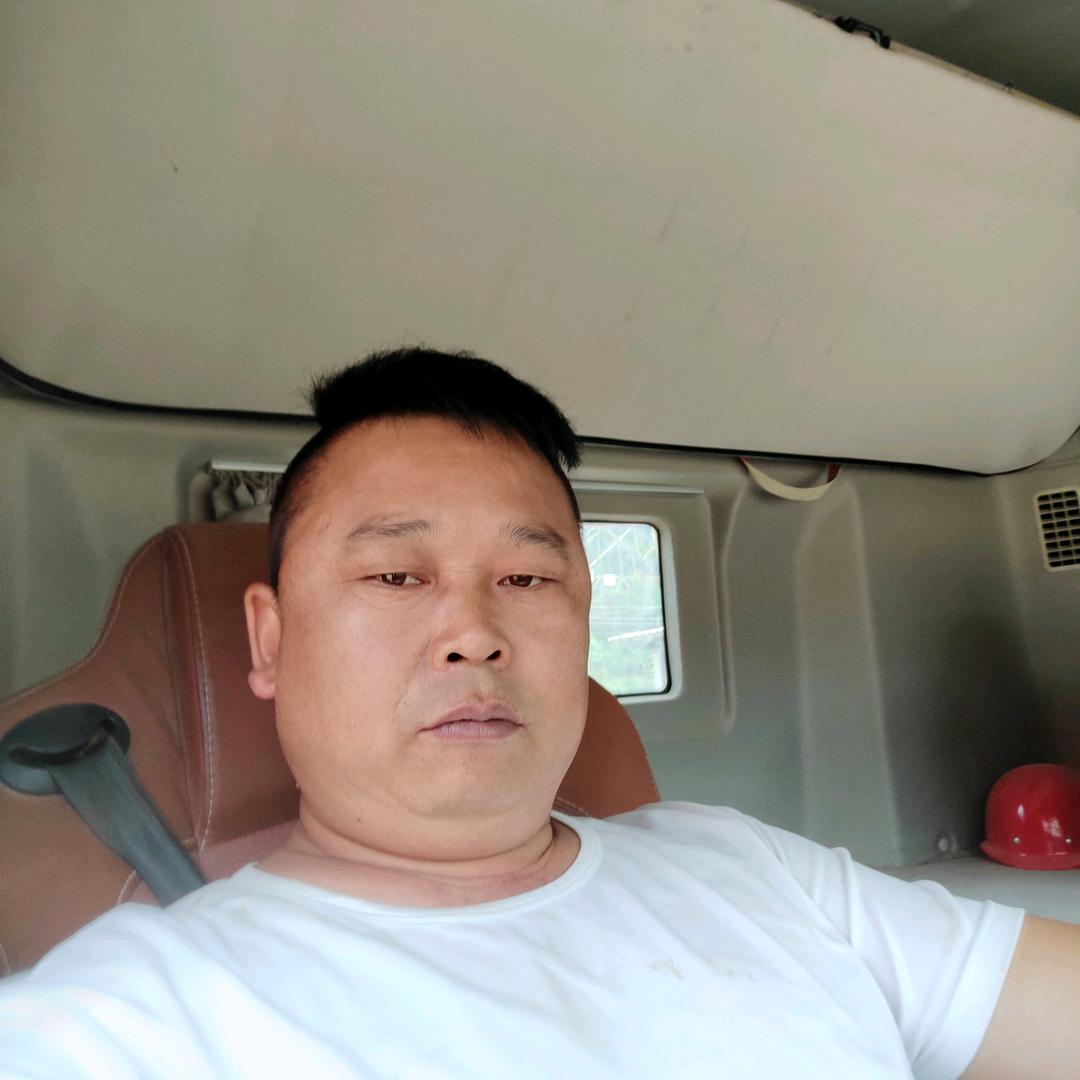家穷人丑，一米六九，