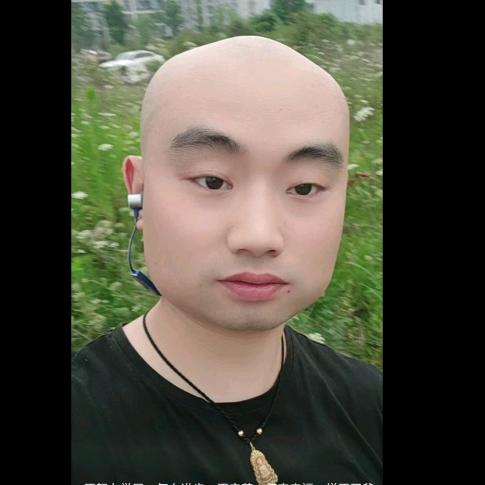 🇨🇳阿 东