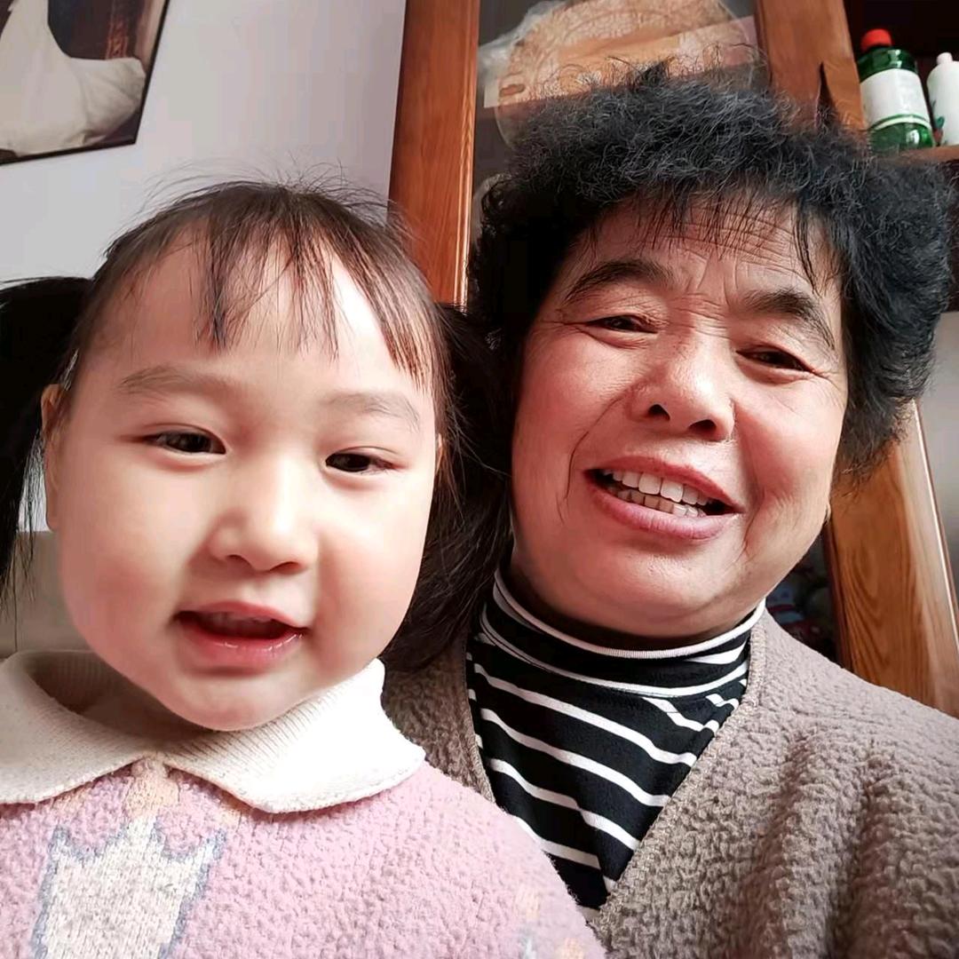 我家有个小松子