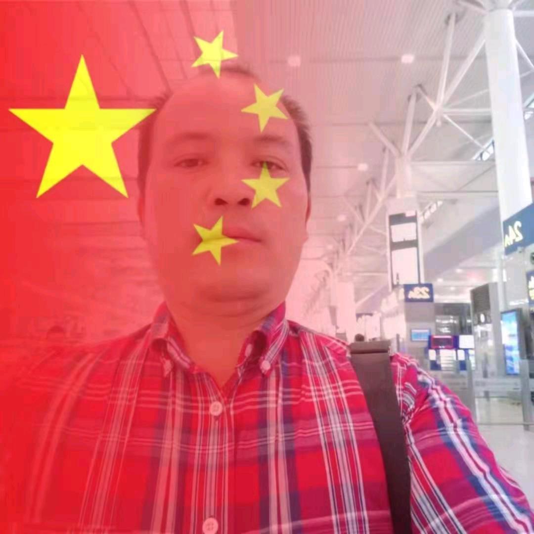 二哥：专业承包土建木工工程
