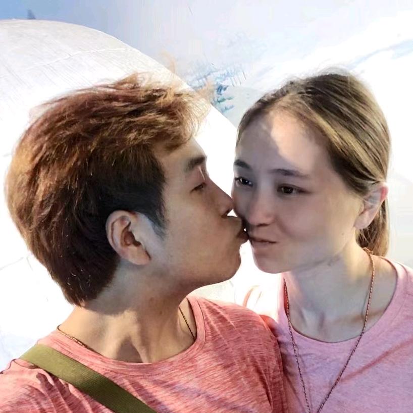 发疯两口子