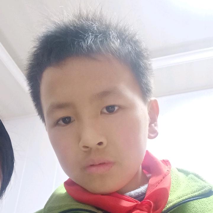 帽子哥教练在无锡时光溜冰场叫小姐姐会溜冰