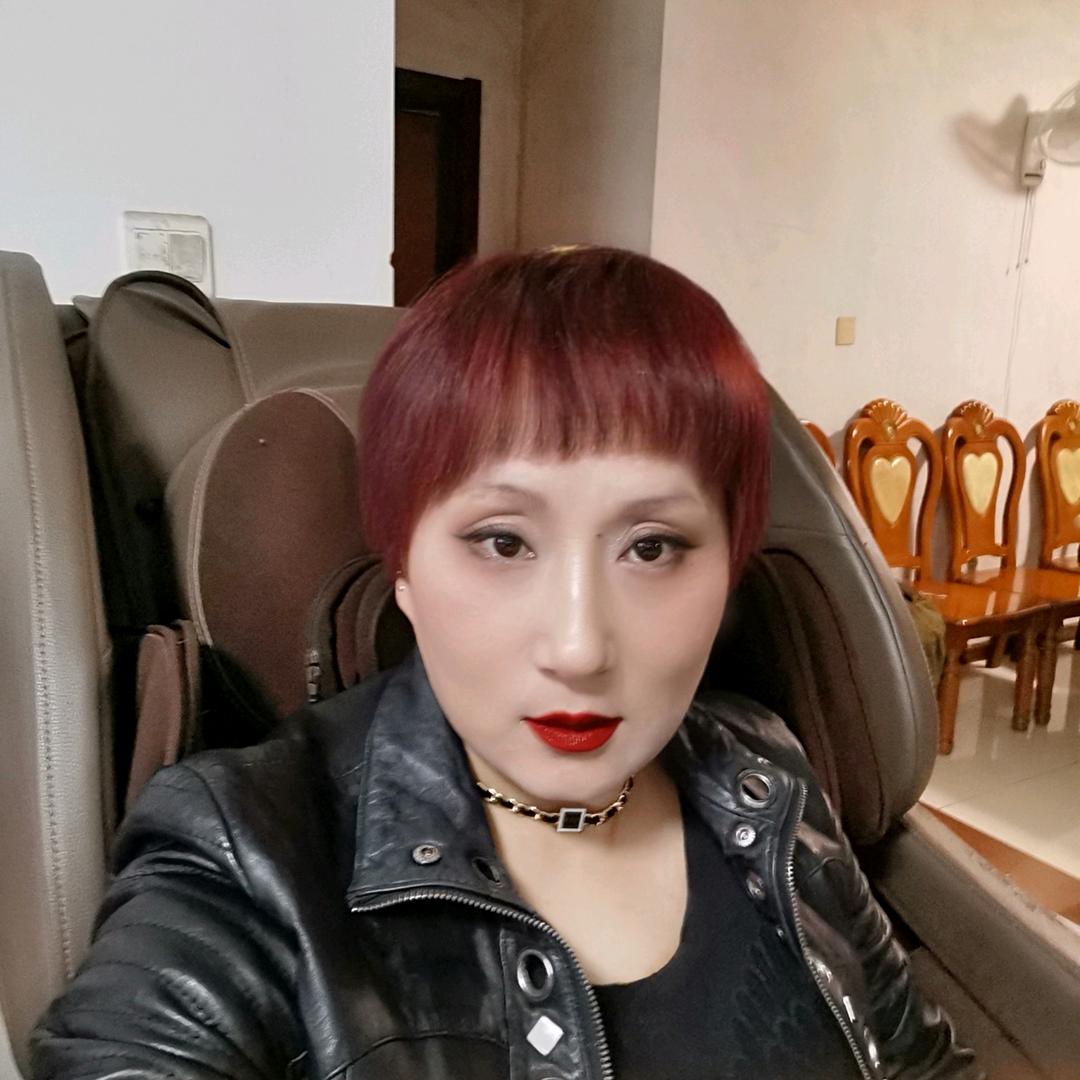 小枝枝（拒绝私聊）