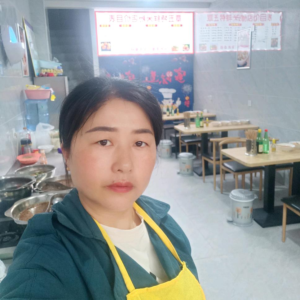覃五特鲜米粉店