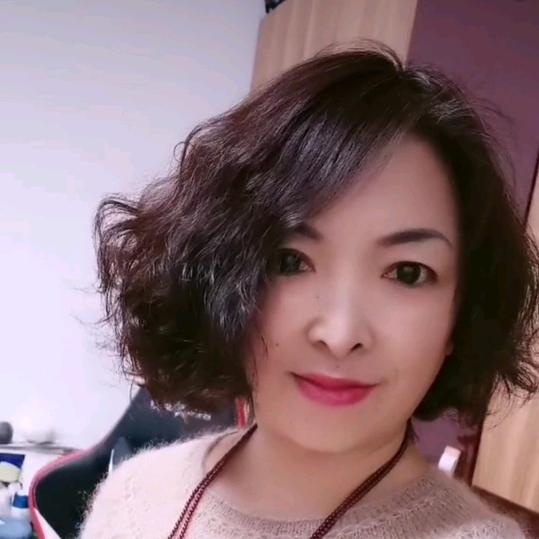 寒冰毛线店