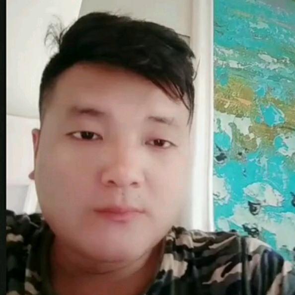 会哭的狼。，，，，，