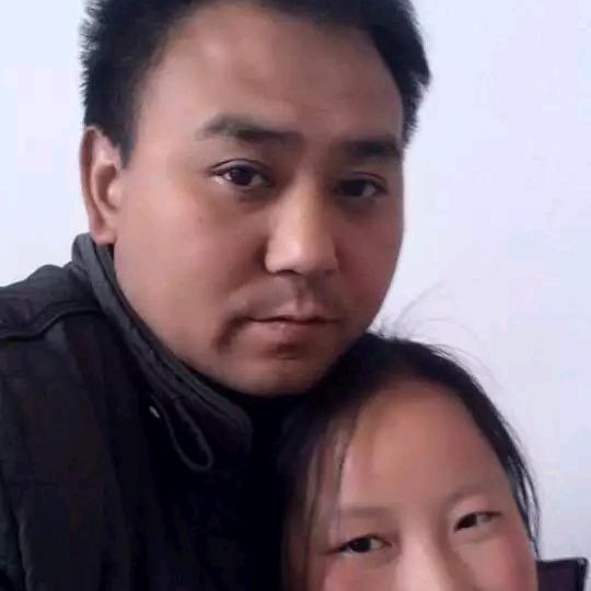 潘龙卧虎