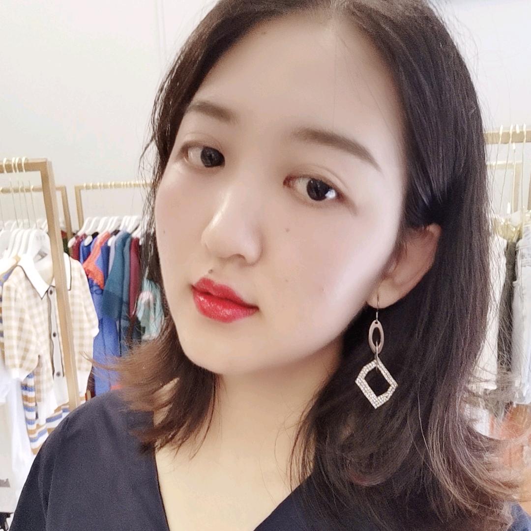 赣县区花花家女装