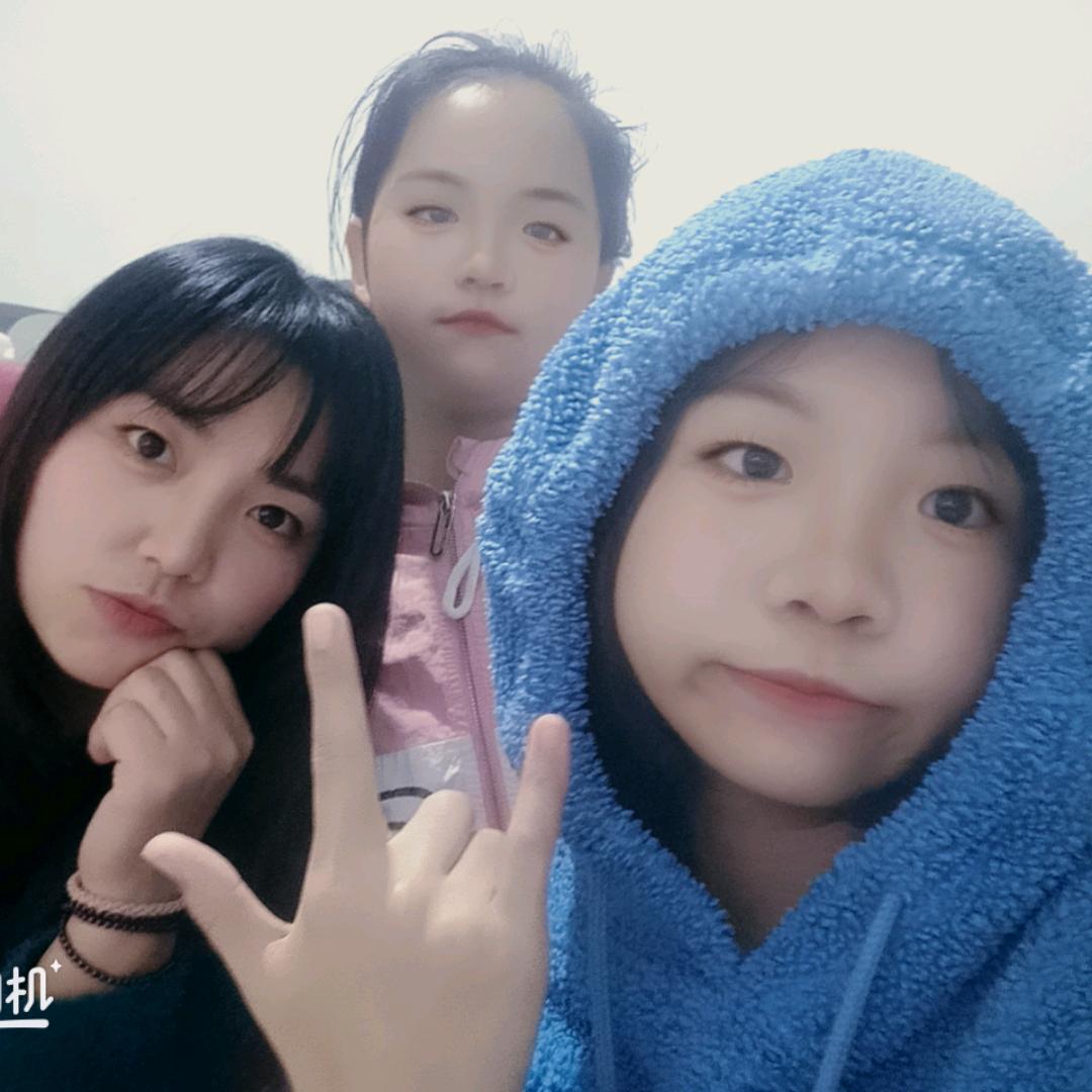 叉车小妹