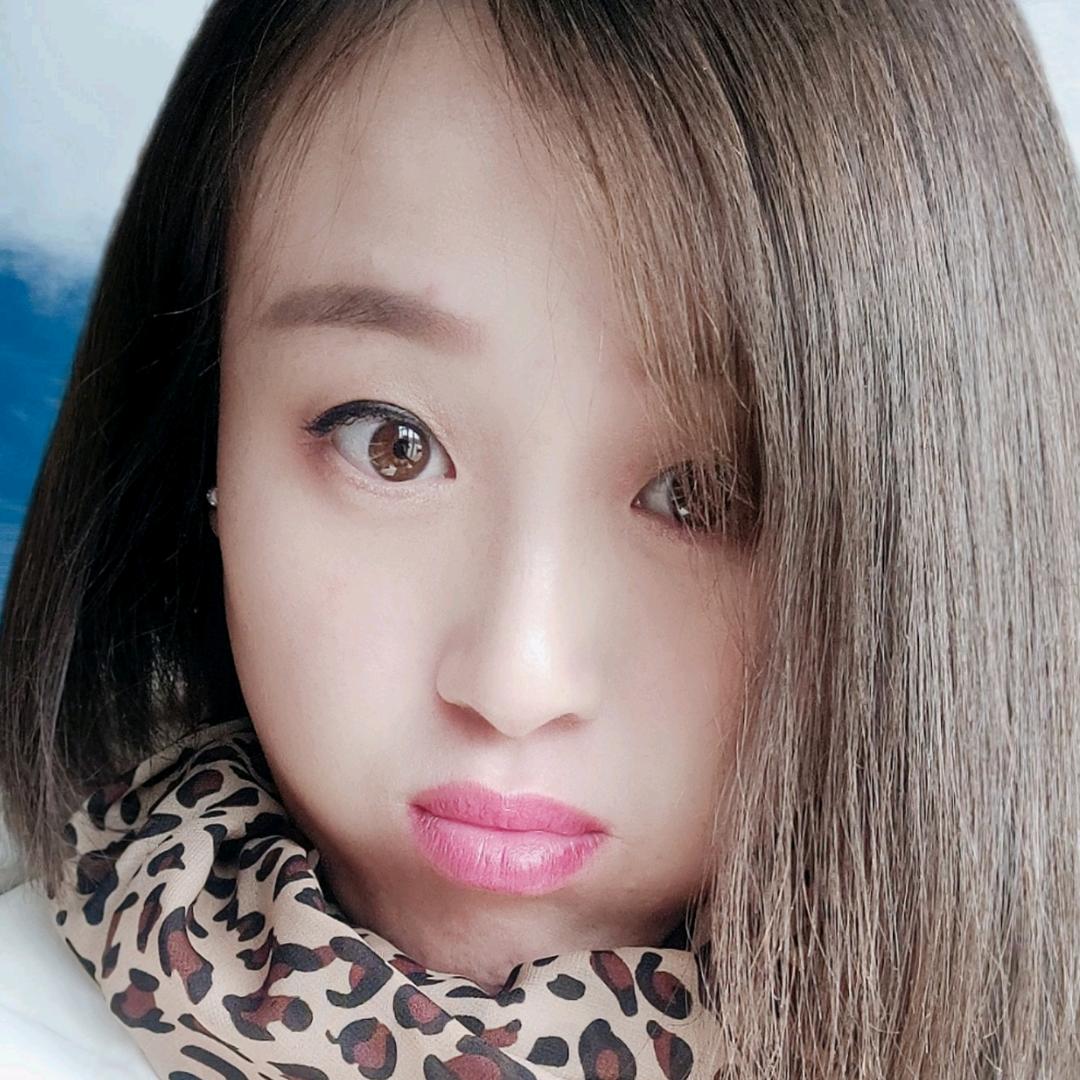白  小  川🔥