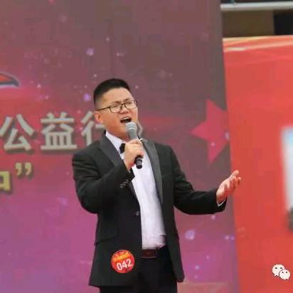 大熊教唱歌