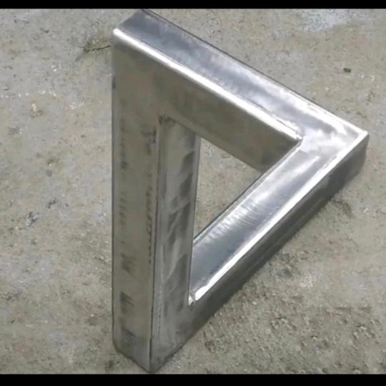 Tsuki（太阳）