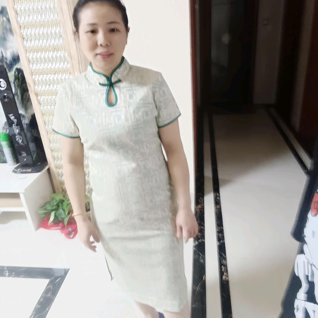 @黄丽