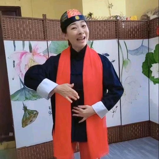 独舞兰花💖    不定时开播