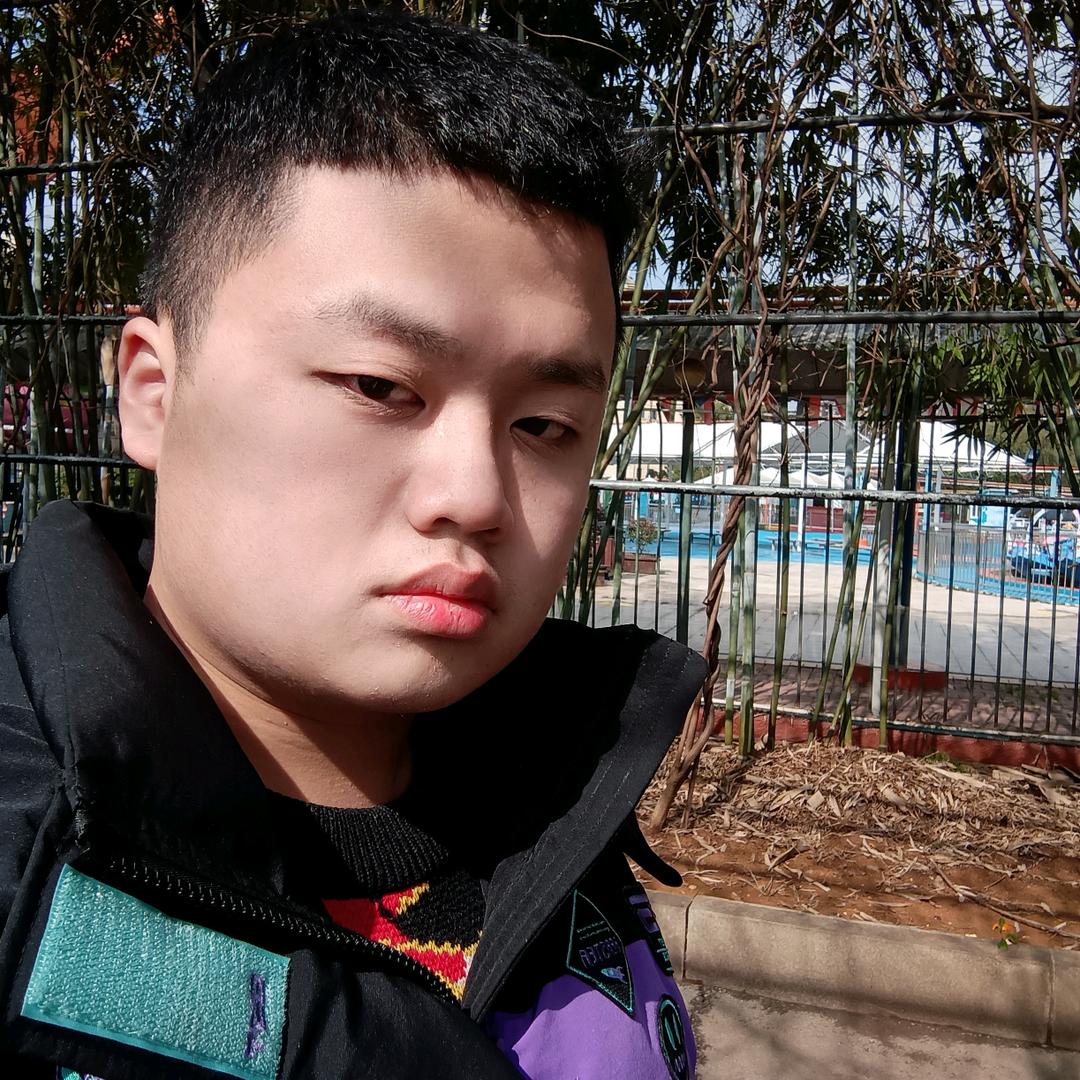 刘允哲儿