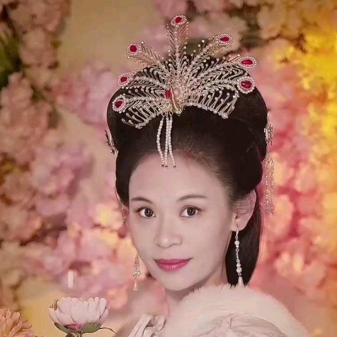 凤舞🔥小燕子[玫瑰]