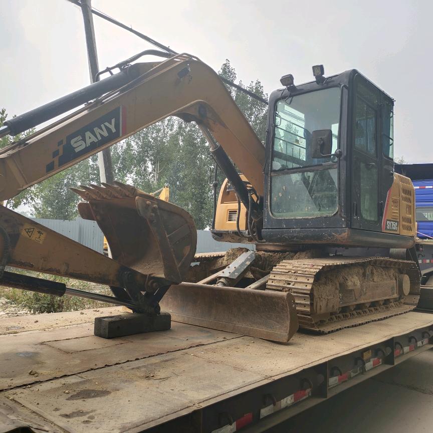 荣鑫挖机拆解（整机收售）