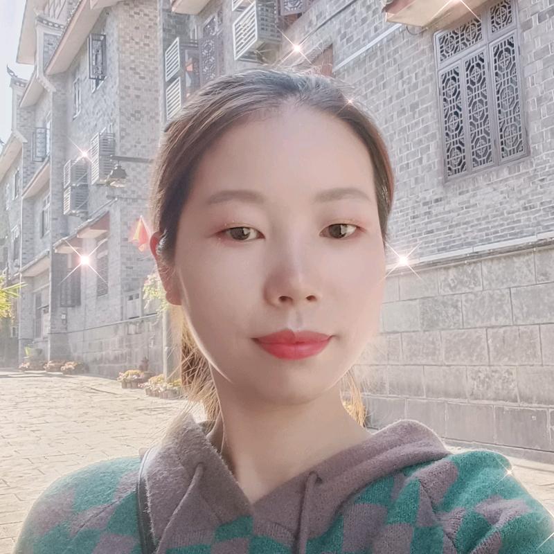英子